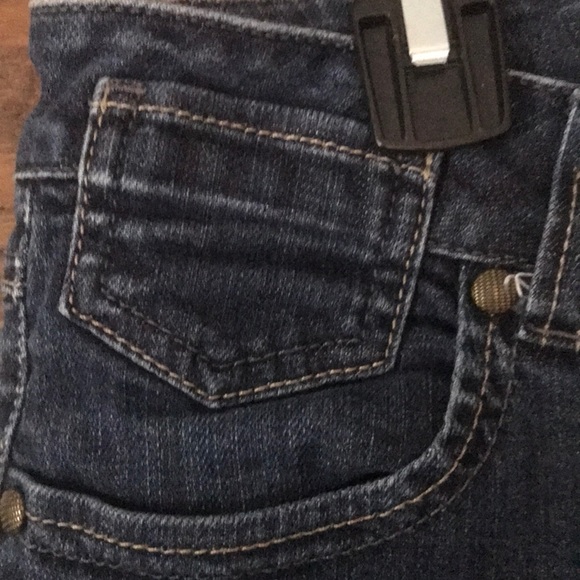 Cabi Skinny Jean #636. - Picture 3 of 4